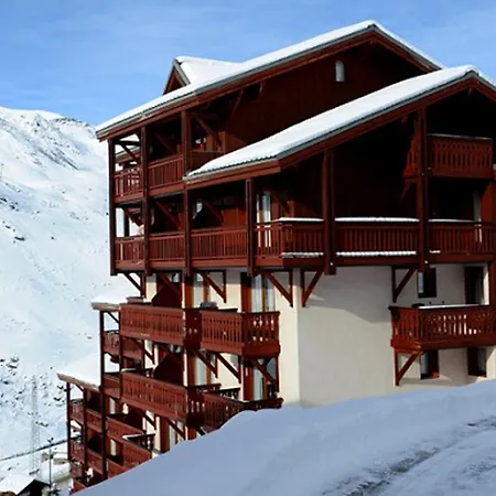 Skis Aux Pieds, Balcon, 4 Pers, 2 Flocons Argent, Les Belleville - Fr-1-344-940